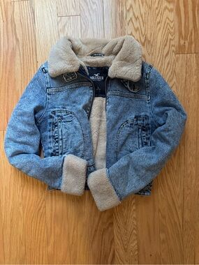 Hollister Blue Denim Sherpa-Lined Jacket